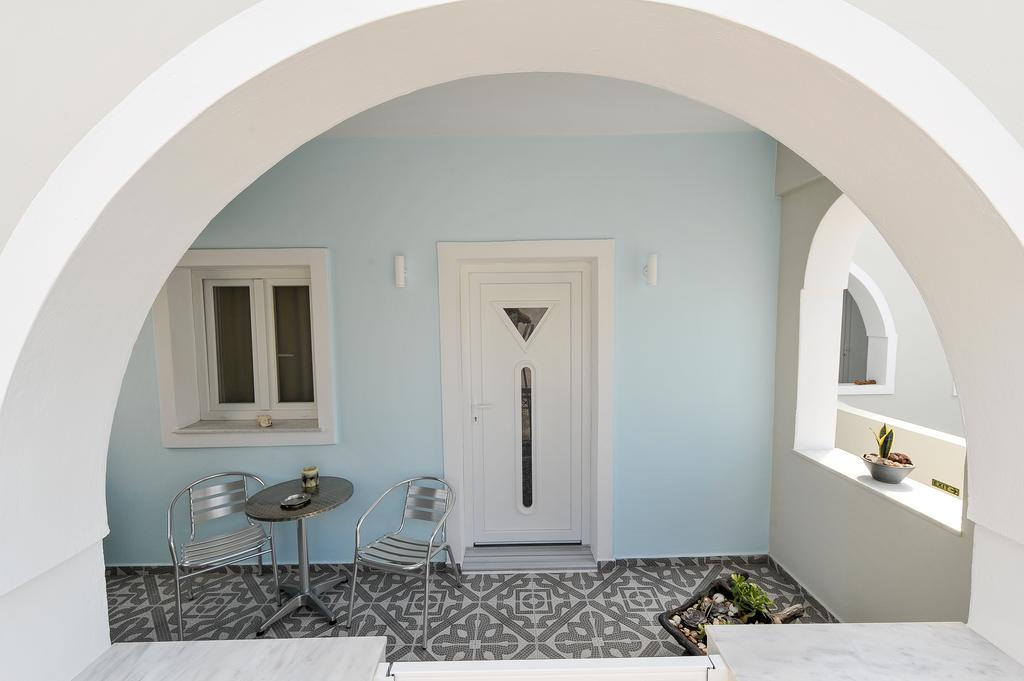 Asterolithos Apartment Fira  Exterior photo